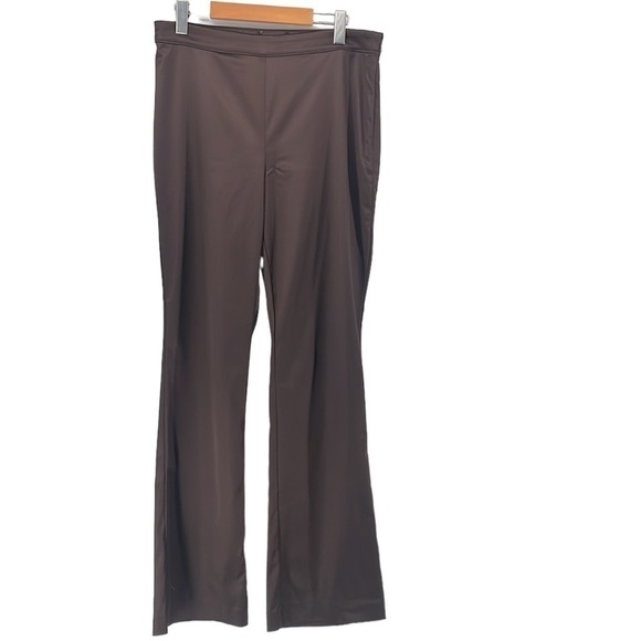 Aritzia Brown Women's Pants - Picture 3 of 14